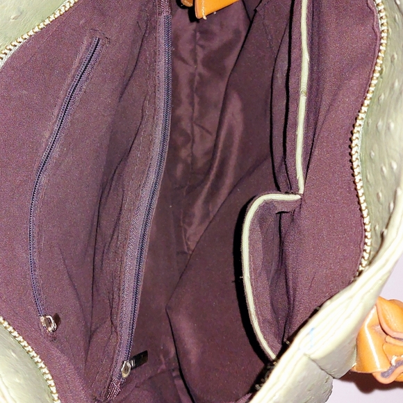 GREEN TEXTURED HANDBAG - Picture 3 of 4